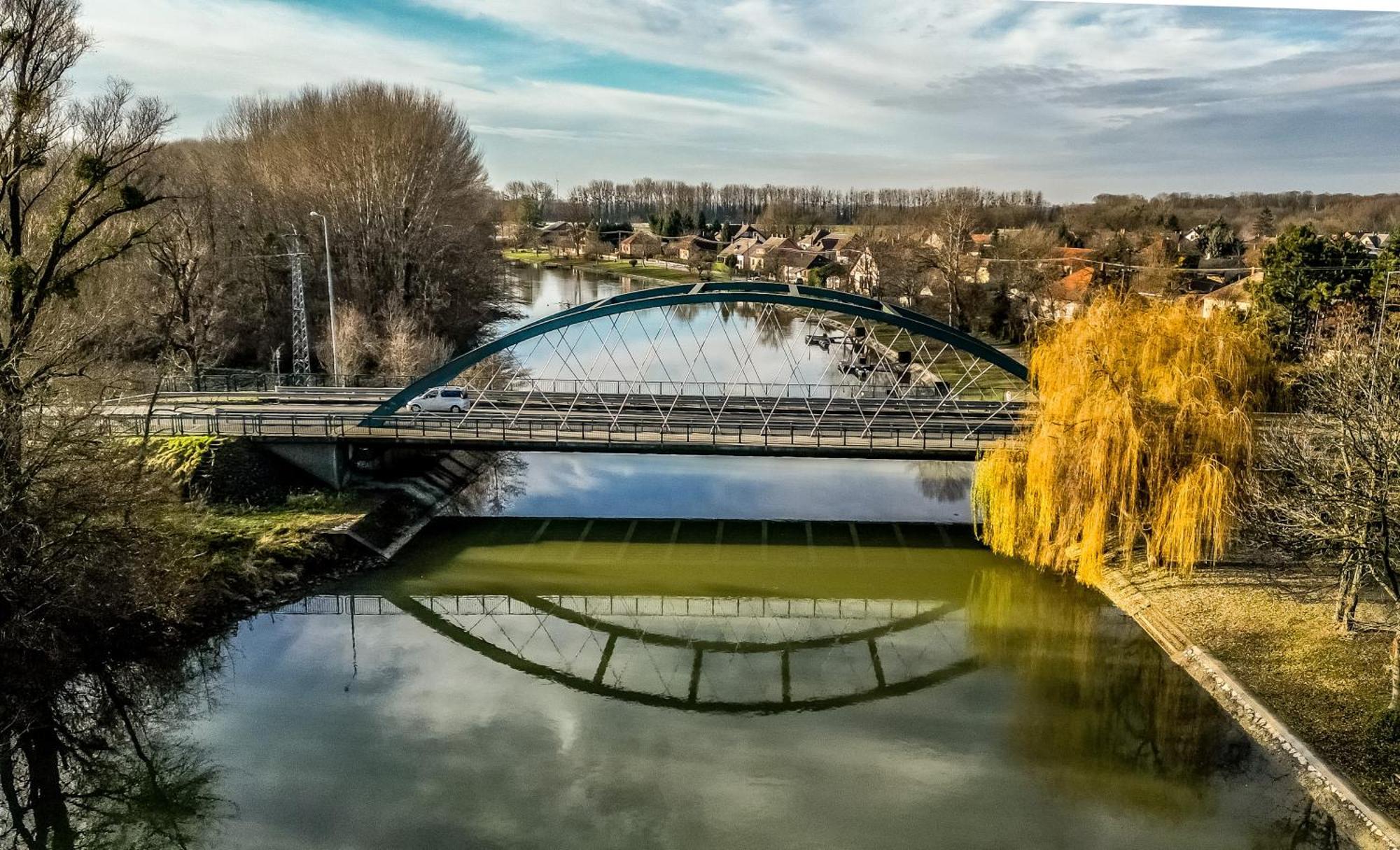 Regia Panzió Halászi Zewnętrze zdjęcie